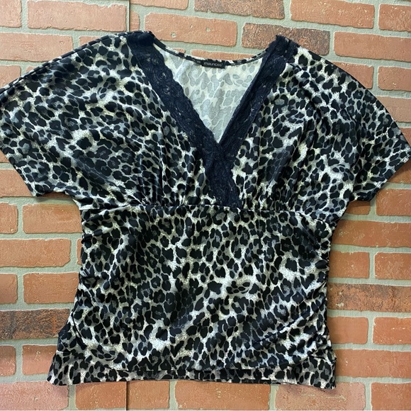 Maurice Womens Plus Size 2 Animal Print Blouse Short Sleeve Empire Waist. - Picture 1 of 8
